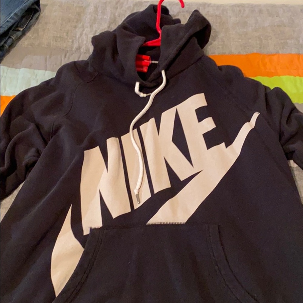 Nike sweatshirt